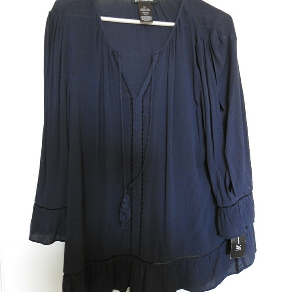 Blouse - Picture 1 of 3